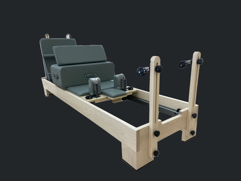 Maple wood built-in handle